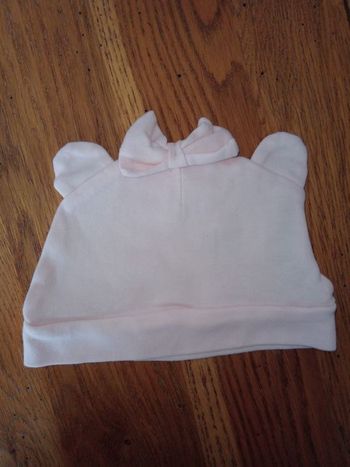 Joli bonnet rose DISNEY BABY 12 MOIS