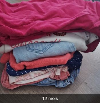 Lot de vêtement fille 12 mois