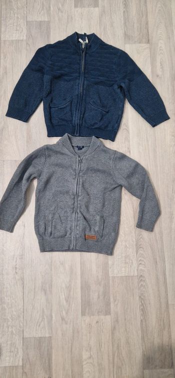 Gilets zippés - 4 ans