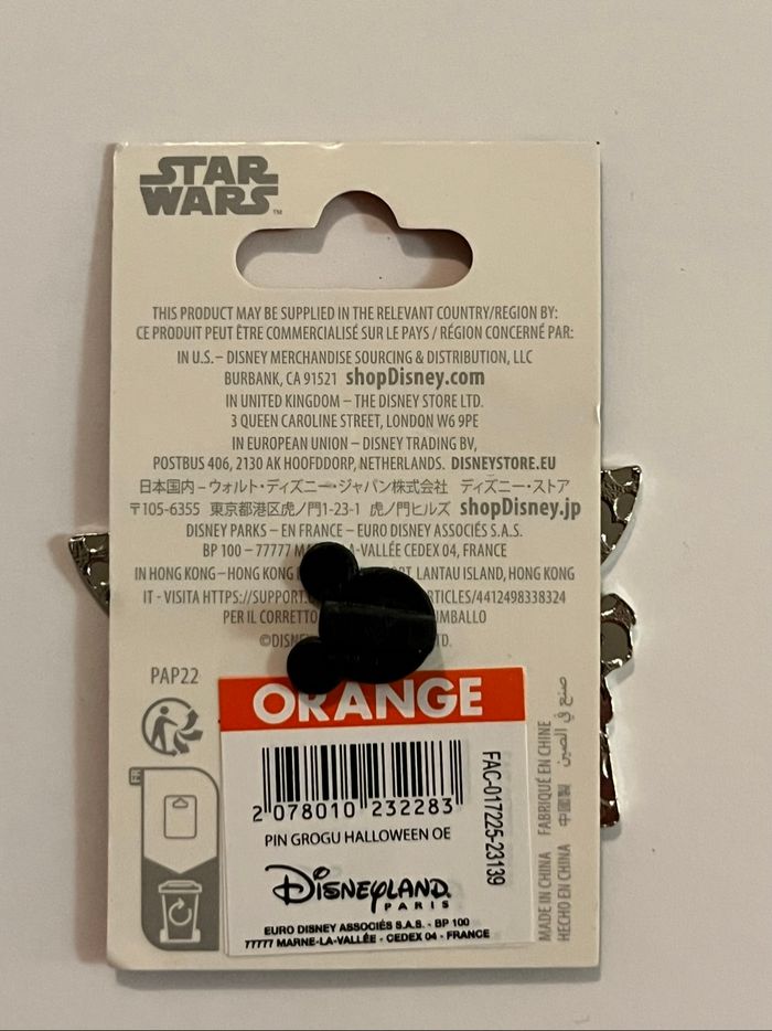 1 pin’s grogu the mandalorian Halloween 2023 - photo numéro 3