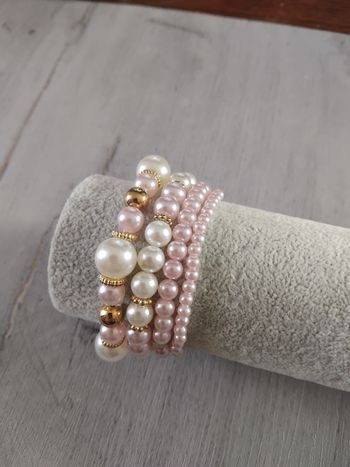 Lot bracelets neufs