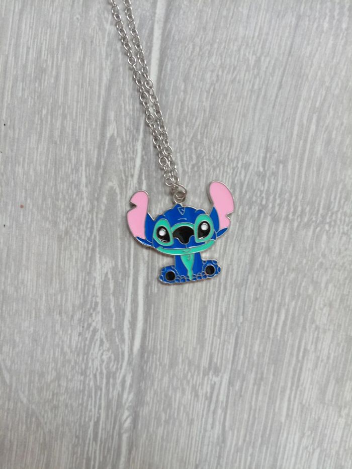 Collier lilo&stitch - photo numéro 2