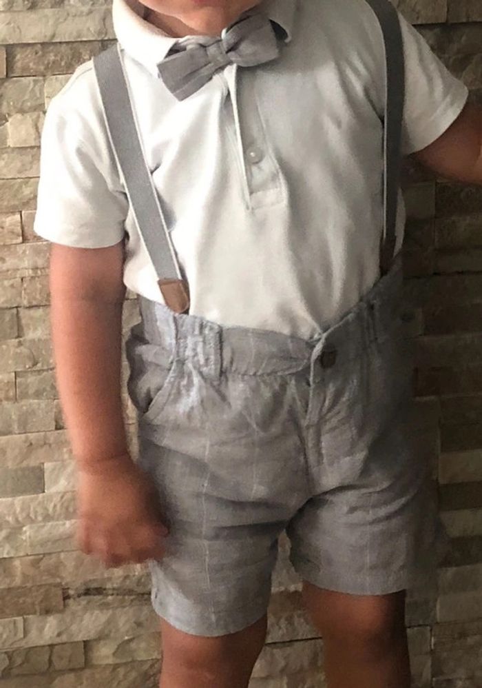 Short à bretelle