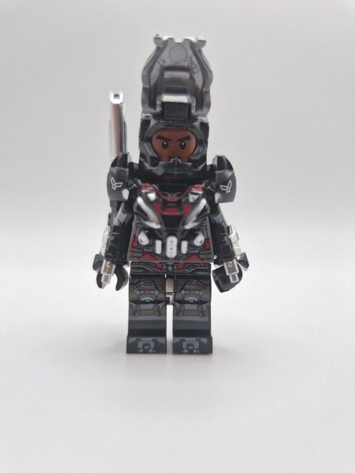 Figurine type lego War machine Marvel - photo numéro 2