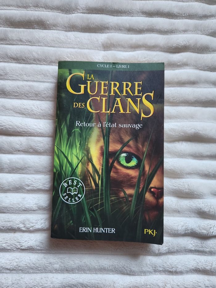 Livre La Guerre des Clans – Retour à l’état sauvage (format poche, très bon état)