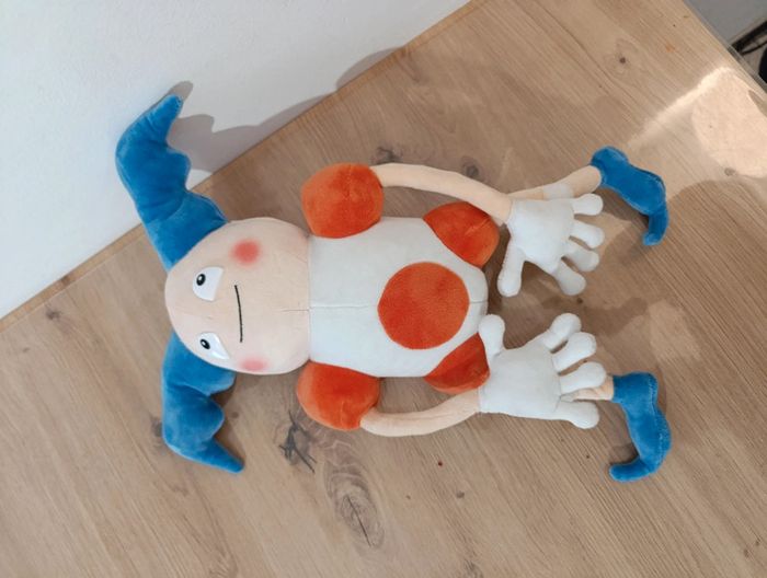 Peluche Mr mime détective Pikachu - photo numéro 4