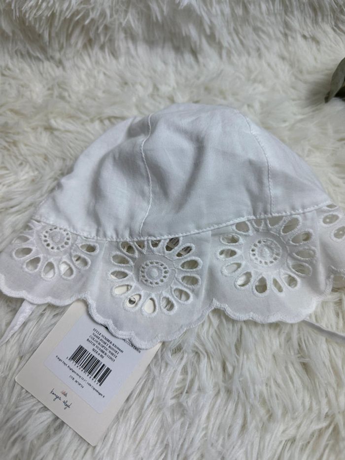 Chapeau blanc taille 6-9 mois Konges Slojd - photo numéro 2