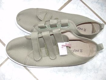 baskets toile neuves