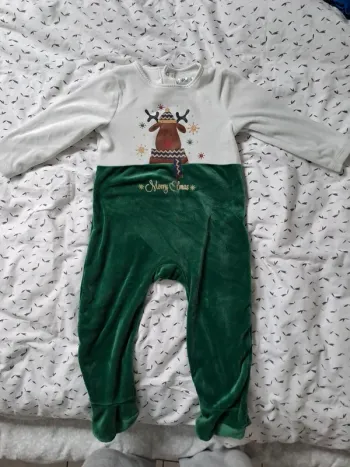 Magnifique pyjama velours Noël