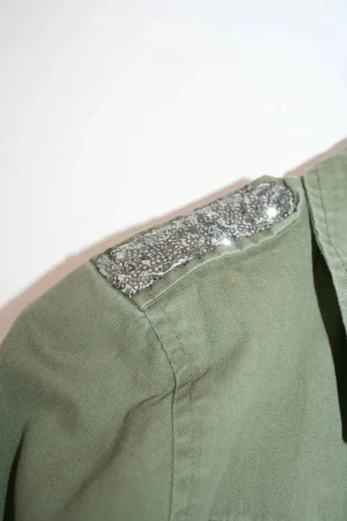 Veste kaki de chez Kiabi taille 10 ans - photo numéro 4