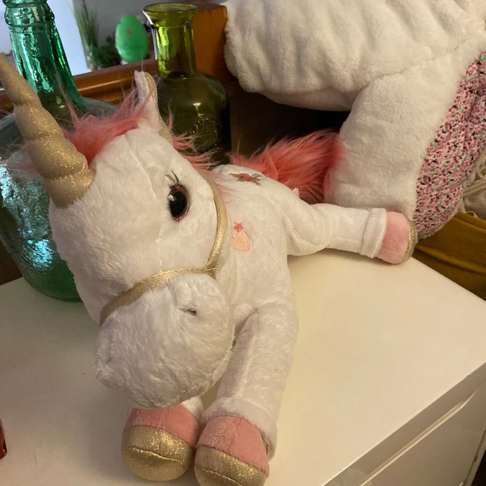Grande licorne mélodie et lumineuse