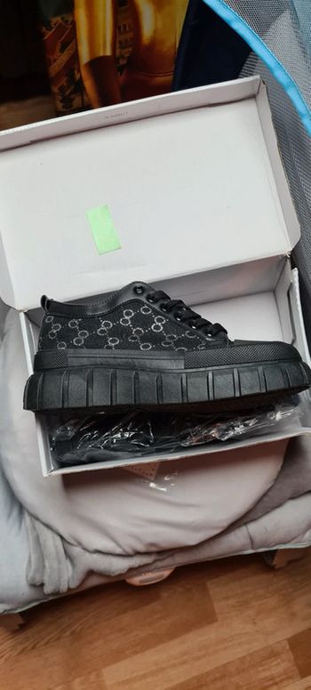 Basket noire