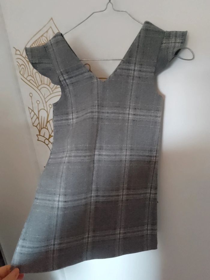 Robe 6 ans - photo numéro 3