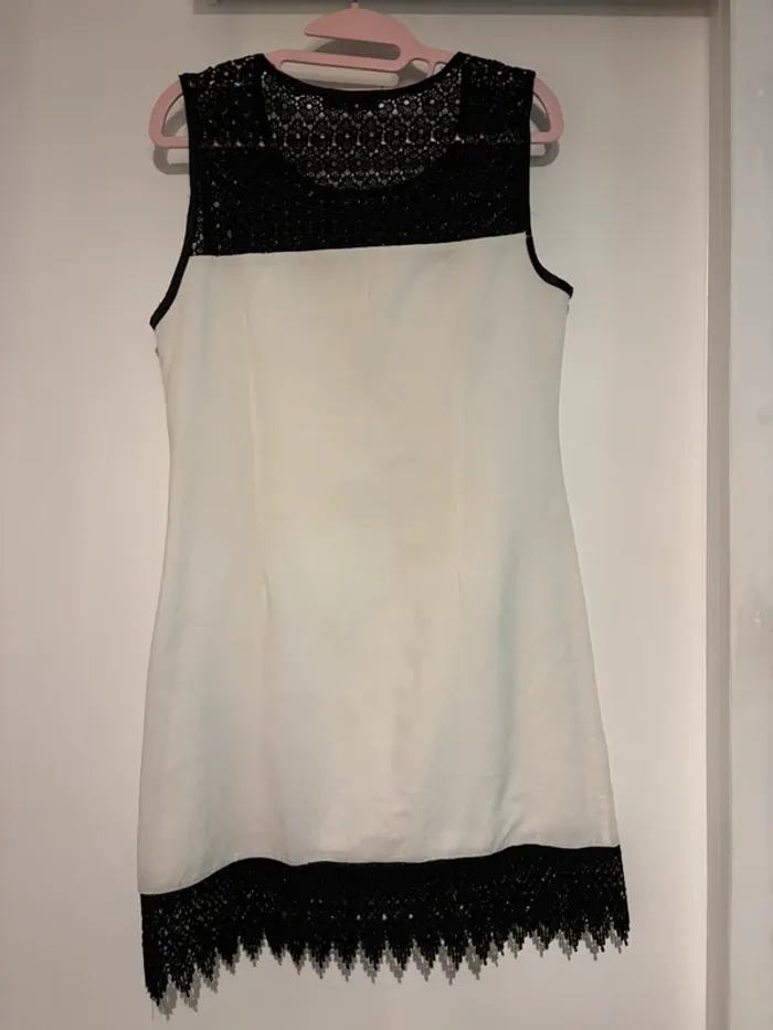 Robe Chic 🖤 Sweet Miss – Taille S (convient à un M - photo numéro 4