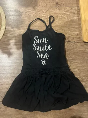 Robe noir