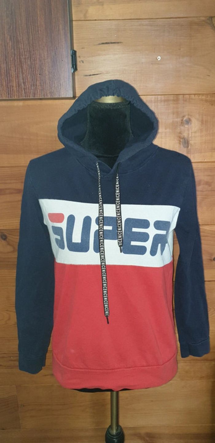 Pull a capuche