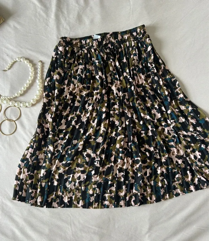 Longue jupe, plissé, multicolore taille L casual ladies