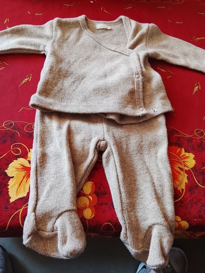 Pyjama 1 mois fille - photo numéro 6