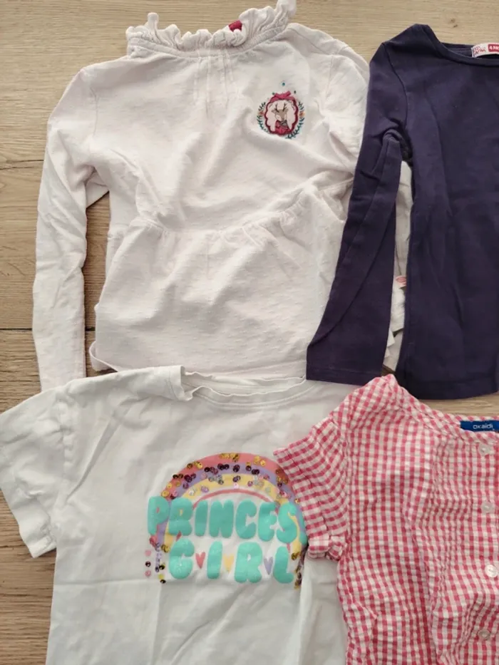 Lot t-shirts 4 ans - photo numéro 2