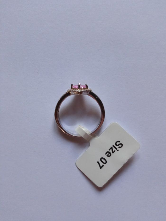 Bague "rose" Royal essence - photo numéro 4