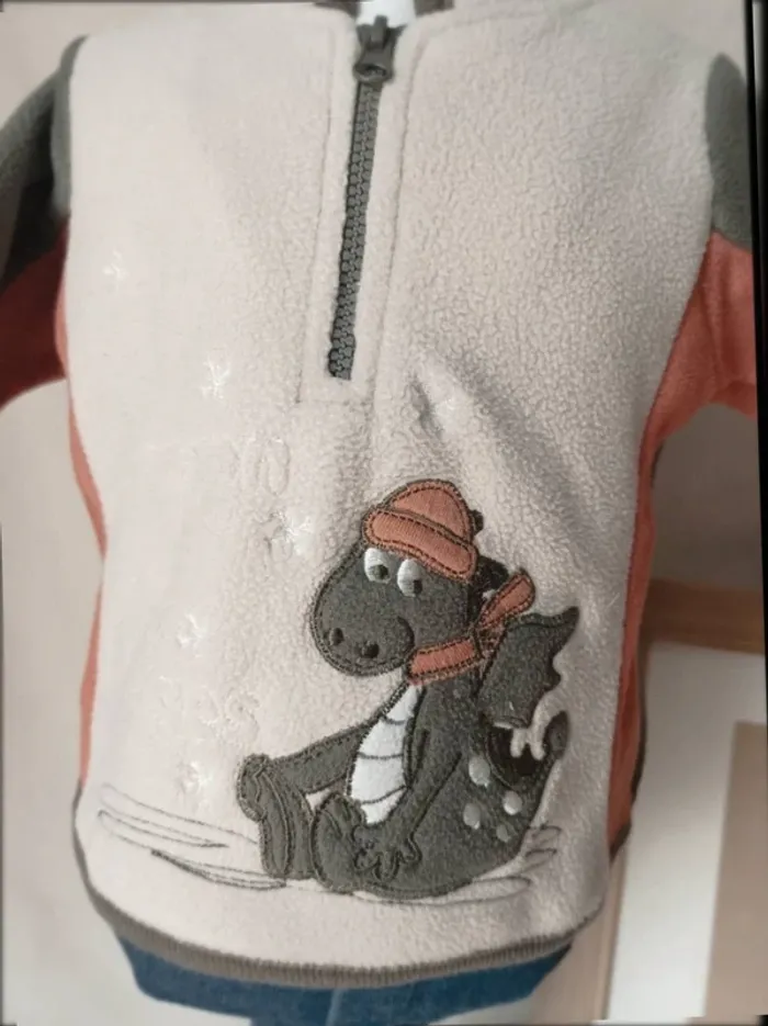 Adorable Polaire Bébé "Petit Dragon Skieur" - Taille 3 Mois - photo numéro 2