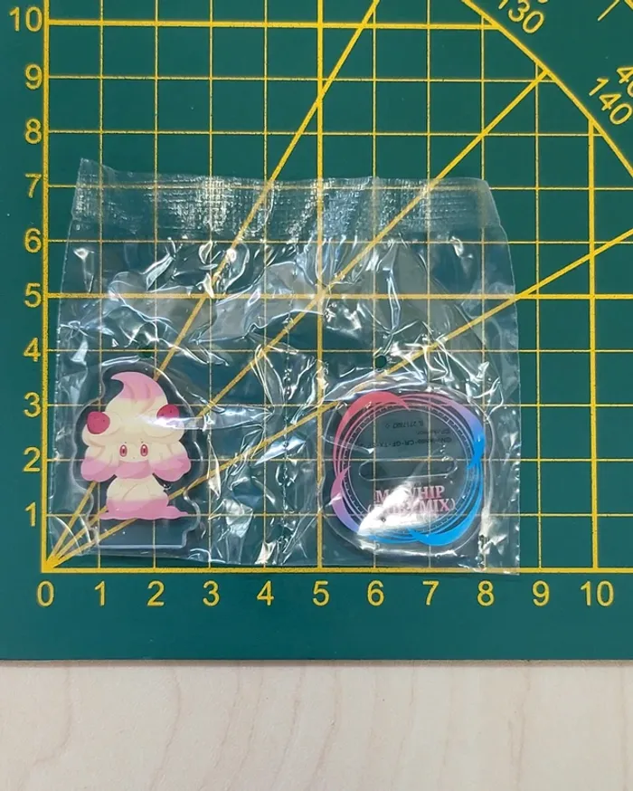 Gashapon mini figurine acrylique Pokemon : Charmilly - photo numéro 3