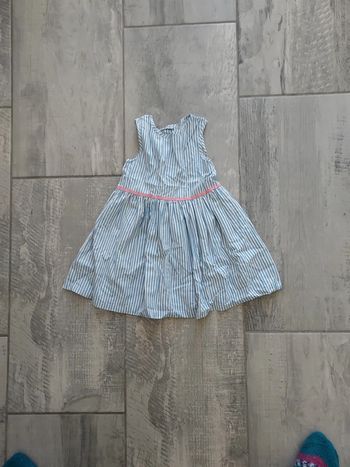 Robe 3 ans