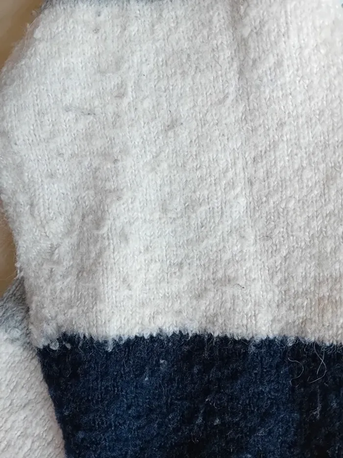 Pull fille 10 ans - photo numéro 2