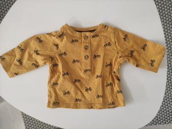 Tee shirt Kiabi 1 mois