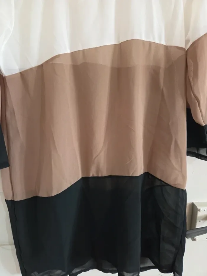 Blouse 🌸 XL - photo numéro 2