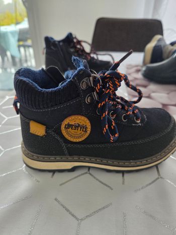Chaussures garcon taille 28