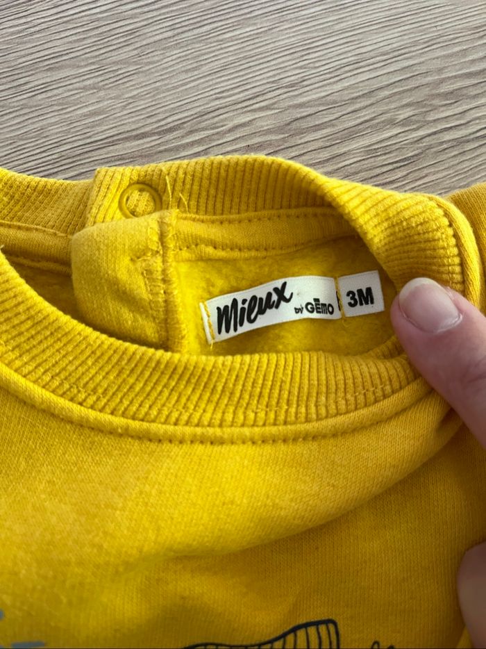 Pull bébé - photo numéro 2