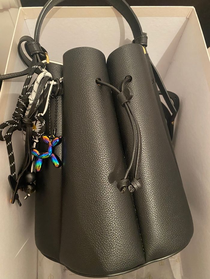 Sac Polène numéro huit couleur noire, neuf, grand modèle , livré dans sa boite d’origines - photo numéro 2