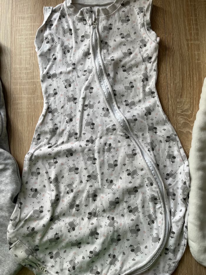 4 gigoteuse à partir de 6 mois - photo numéro 3