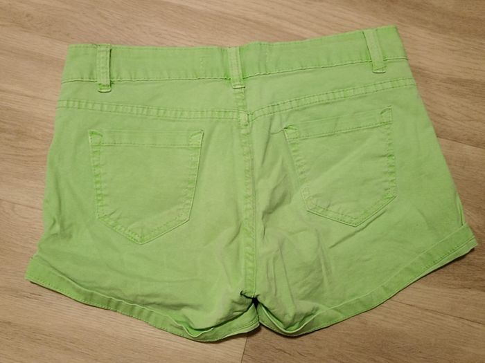 Short vert taille L - photo numéro 2