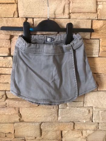 Jupe short taille 6 ans