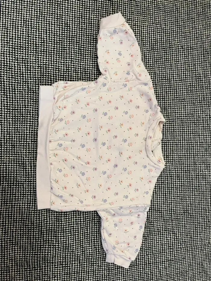 Pull fleuri