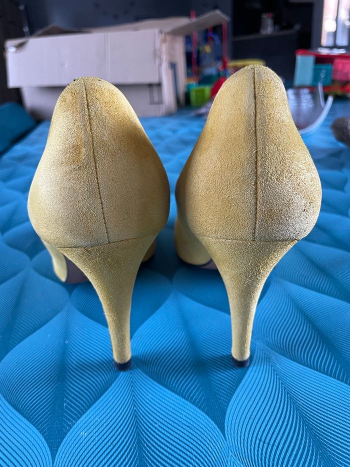 Chaussure jaune - photo numéro 4