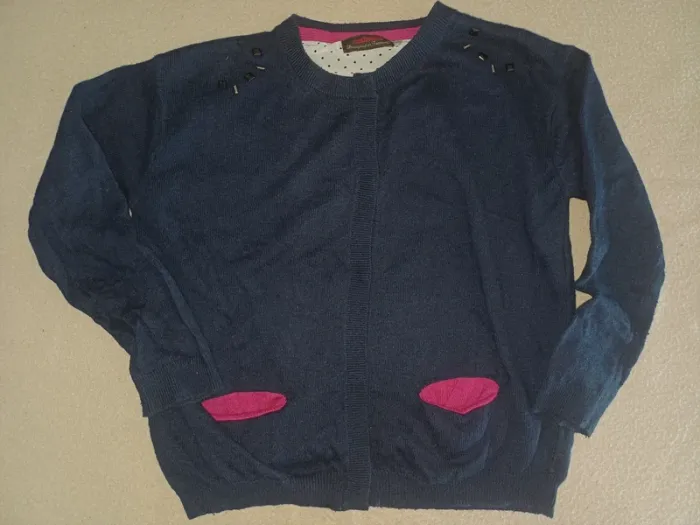 Magnifique gilet à pressions 6 ans fille