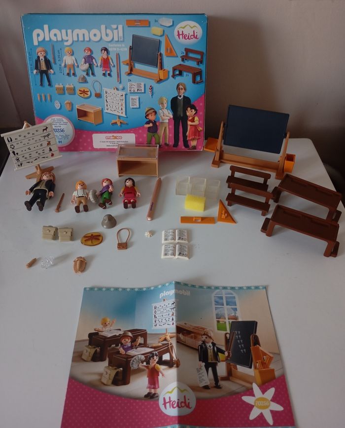 Boîte de playmobil. Salle de classe. N°70256 . Heidi. Très bon état - photo numéro 4