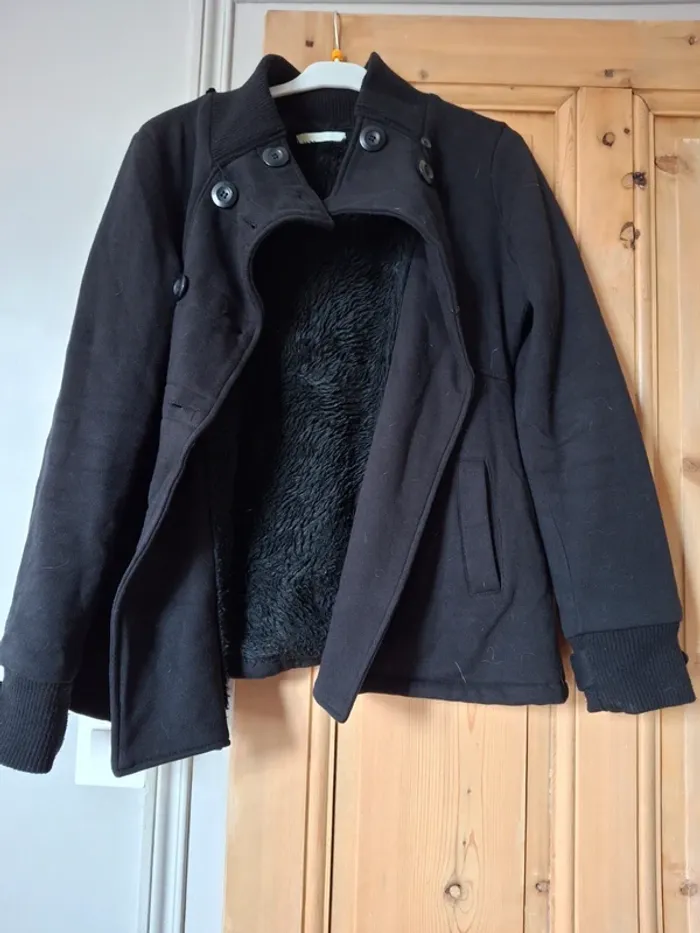Manteau noir fourrure intérieur Gémo
