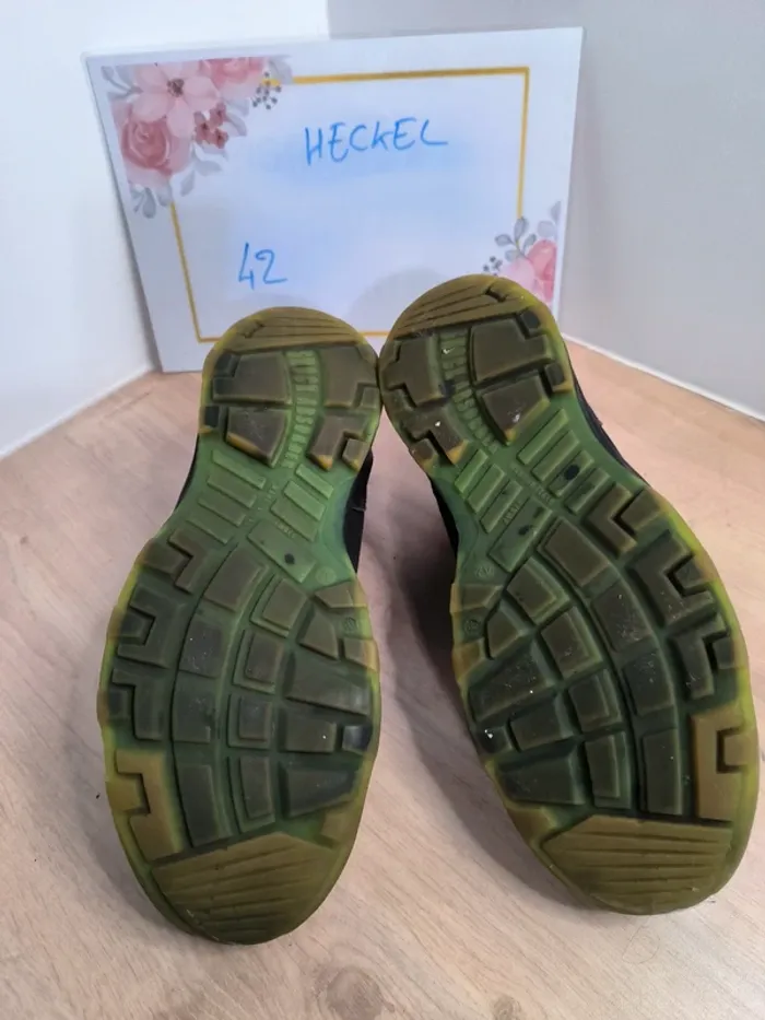 Chaussure de sécurité T42 - photo numéro 6