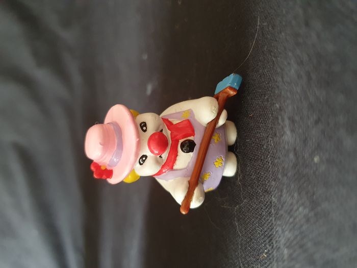 Figurine Bouli avec balai Roda Hauteur 5,5 cm Vintage