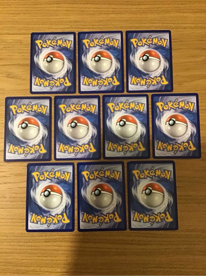 Lot 10 cartes Pokémon vintage anciennes XY Évolutions 2016 très bon état rare - photo numéro 2