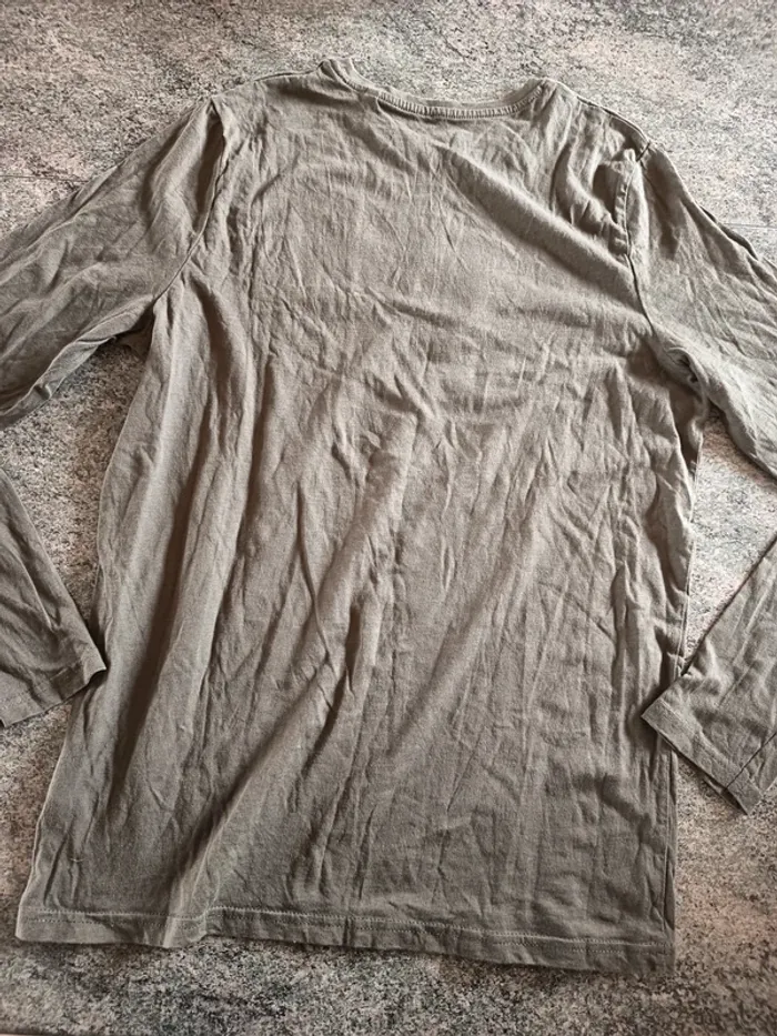 T-shirt taille 15-16 ans c&a - photo numéro 3