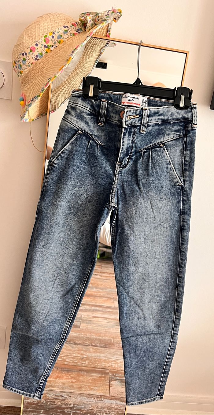 Taille 11-12 ans jean slim abercrombrie neuf