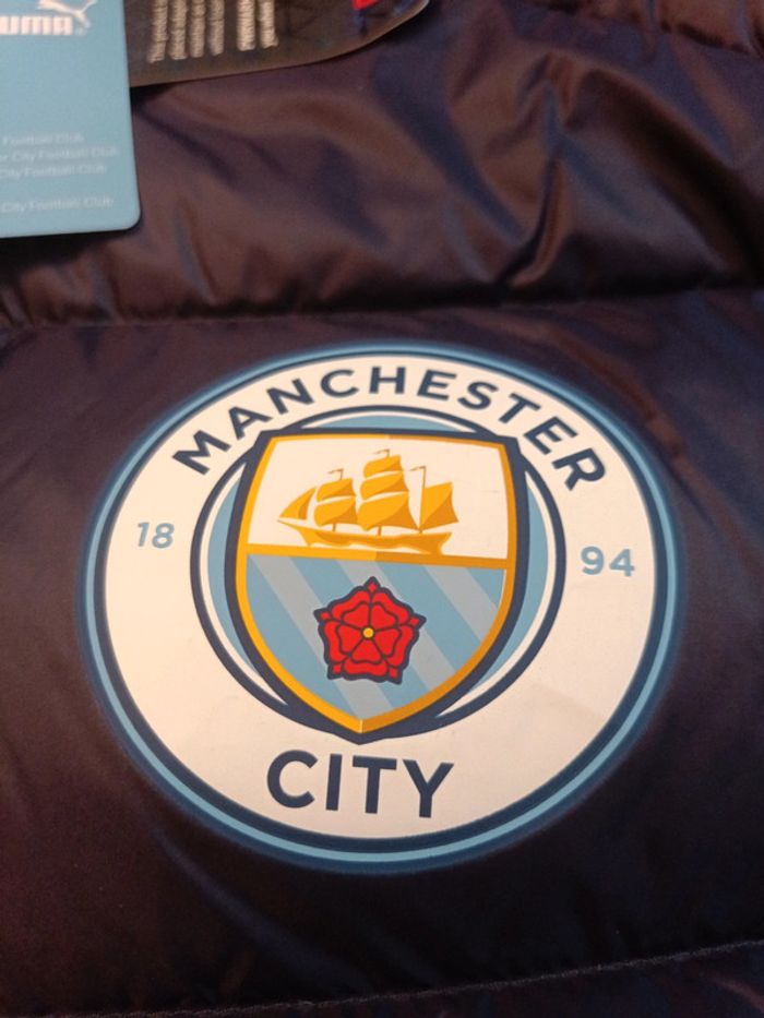 Doudoune Manchester City, Puma Authentique Officiel taille Adulte XS, Neuf - photo numéro 4