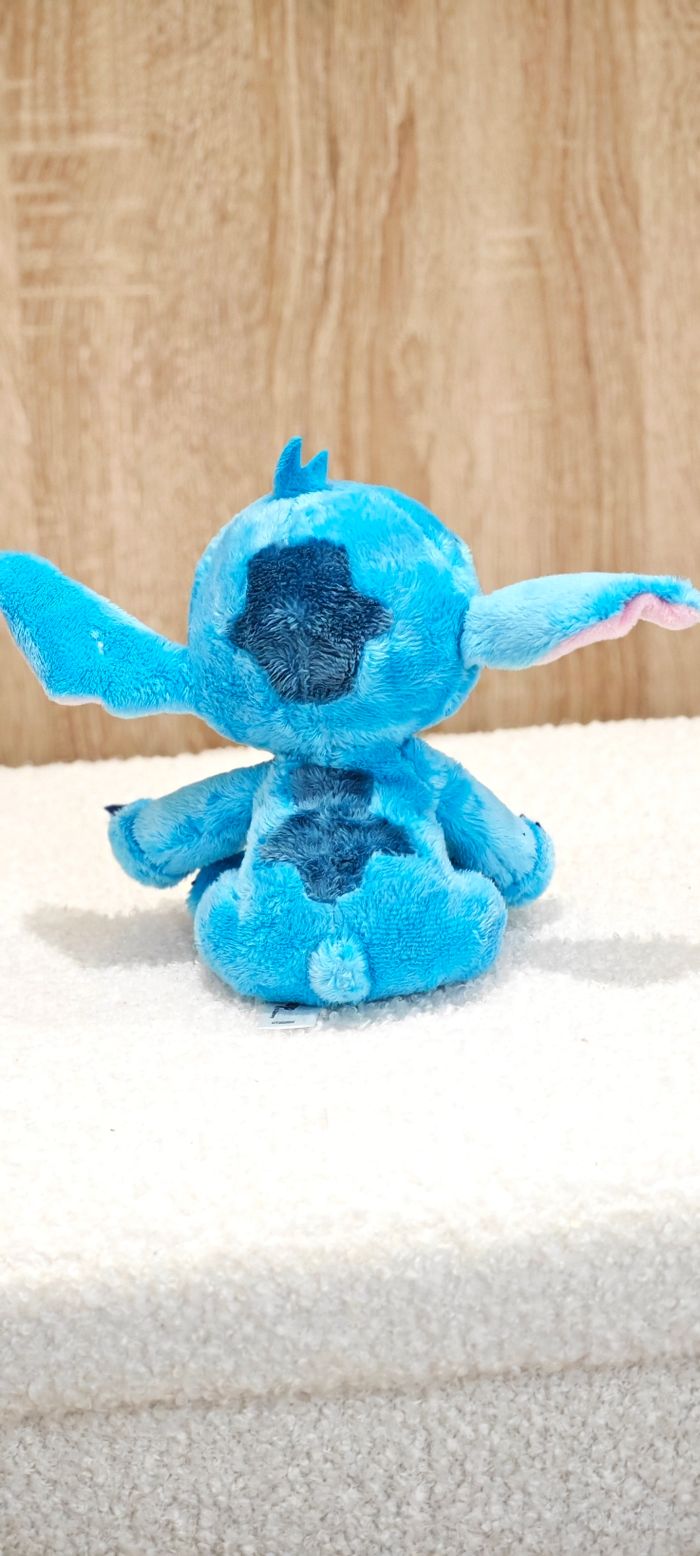 Peluche Stitch Disney - photo numéro 2
