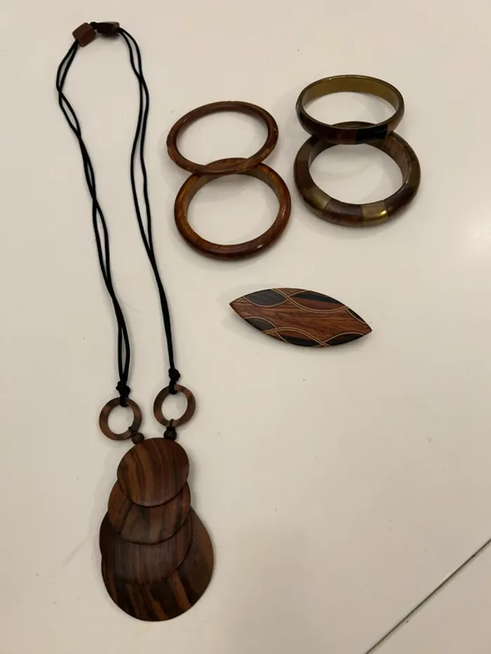 Lots d’ensemble bijoux en bois, femme, collier bracelet, broche