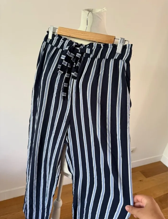 Joli pantalon fluide L/40 - photo numéro 2